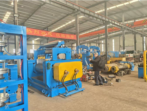 সম্পর্কে সর্বশেষ কোম্পানি খবর তুর্কি গ্রাহকরা আমাদের কারখানা পরিদর্শন করে টায়ার পুনর্নির্মাণ সরঞ্জাম পরিদর্শন করেছেন