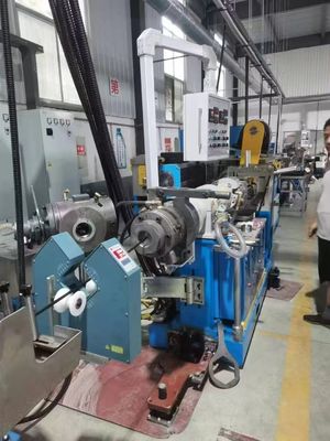 ভালো দাম XJW-90 রাবার এক্সট্রুডার এবং গরম বায়ু ভুলকানাইজেশন বক্স রাবার পায়ের পাতার মোজাবিশেষ তৈরীর সরঞ্জাম জন্য অনলাইন